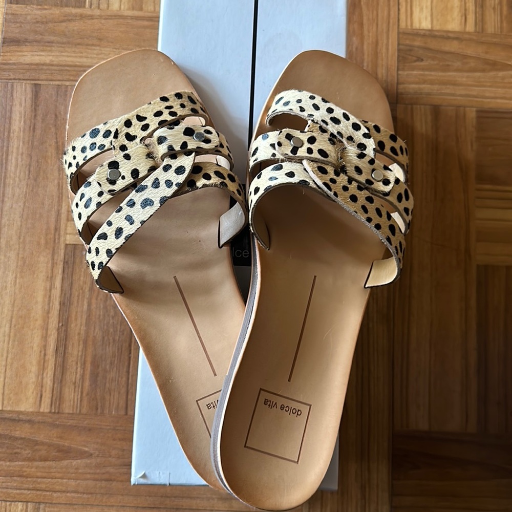 Dolce Vita Leopard Sandals Size 8